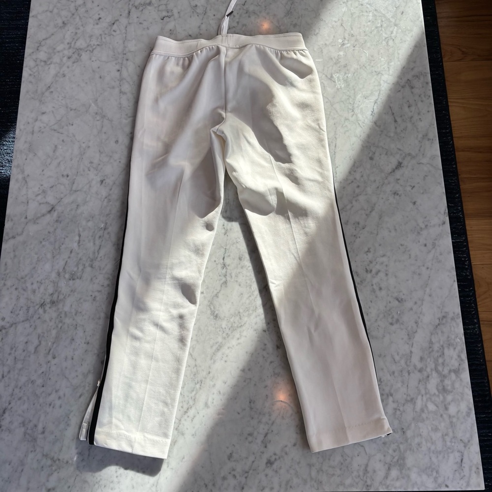 American Eagle Outfitters Cream Joggers